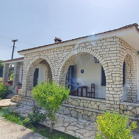 Mare E Stelle - Θάλασσα Και Αστέρια Apartment Acharavi  Bagian luar foto