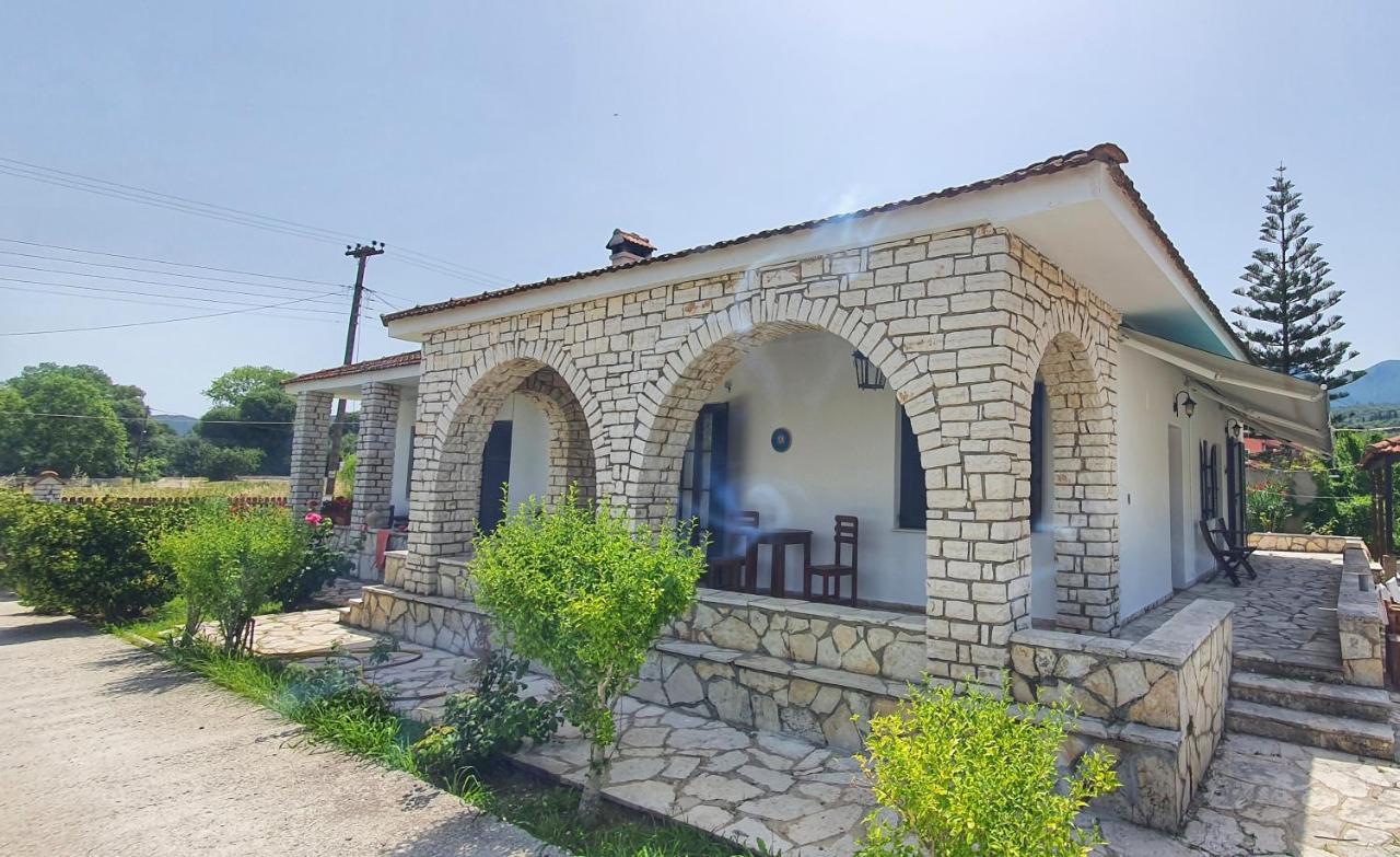 Mare E Stelle - Θάλασσα Και Αστέρια Apartment Acharavi  Bagian luar foto